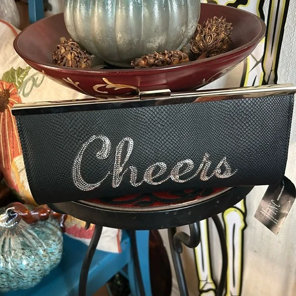 Black CHEERS Clutch - Picture 3 of 9